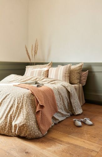 Mr. & Mrs. Amsterdam by Livello Dekbedovertrek Eve Natural 2 persoons | 2